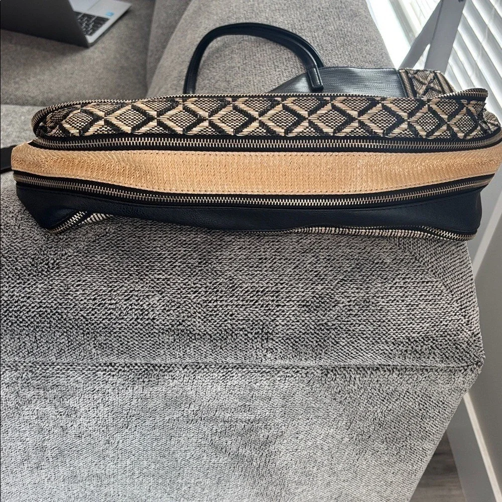 Sondra Roberts squared Black and Cream Tote, neutral, fall handbag/purse